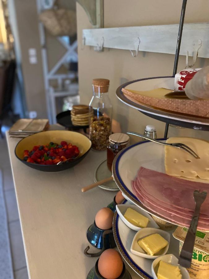 Bed and Breakfast L'Eveil En Provence Entrecasteaux Екстер'єр фото