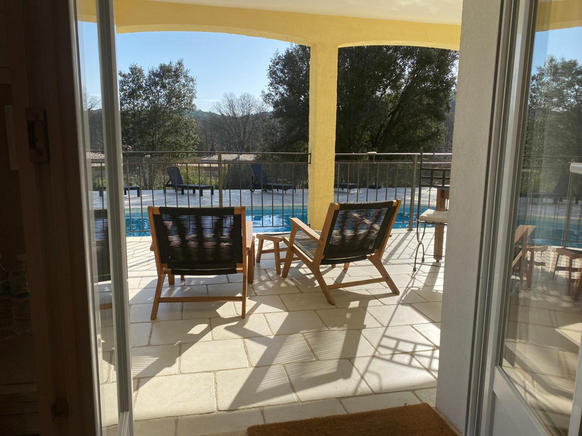 Bed and Breakfast L'Eveil En Provence Entrecasteaux Екстер'єр фото