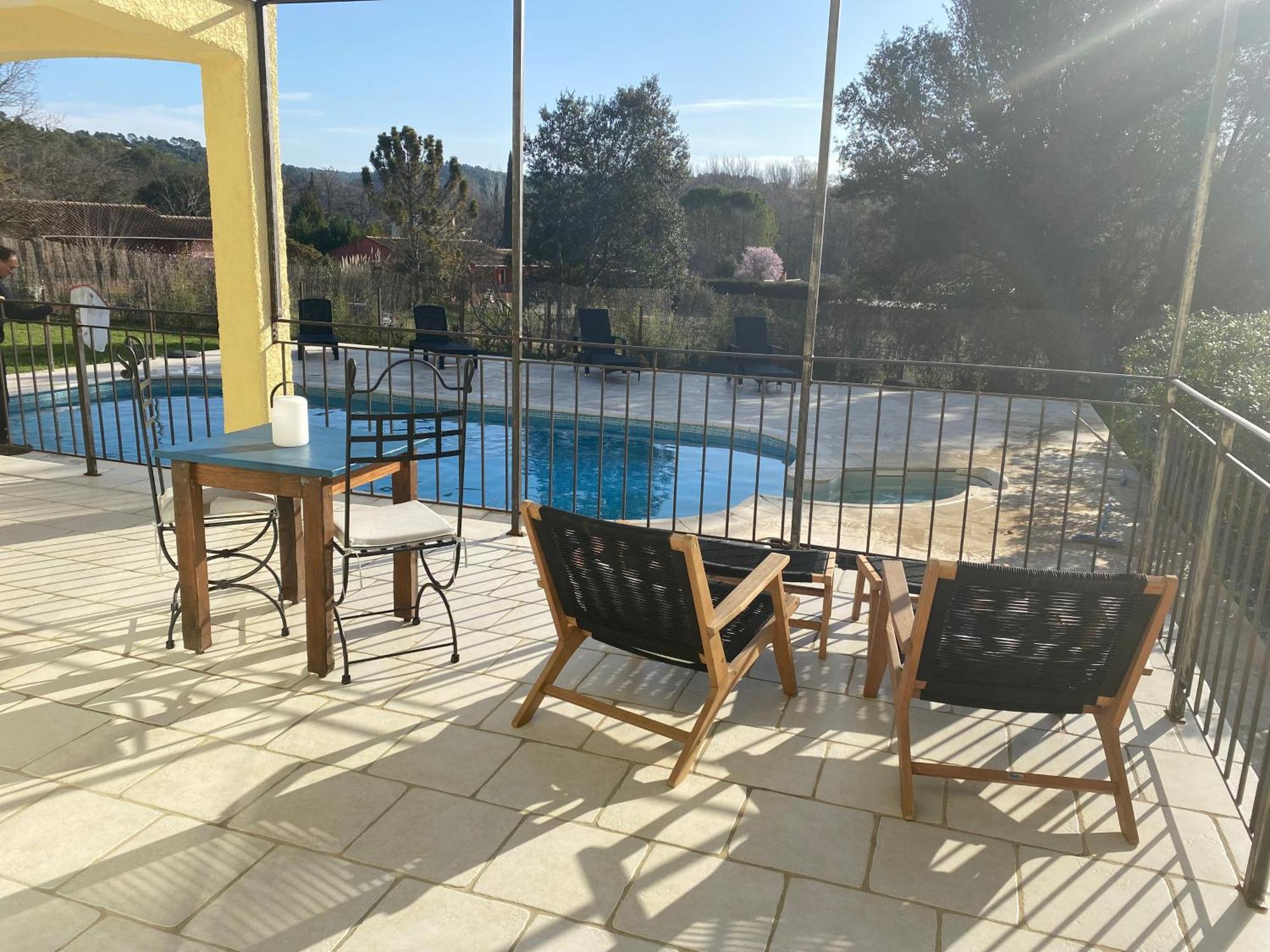 Bed and Breakfast L'Eveil En Provence Entrecasteaux Екстер'єр фото