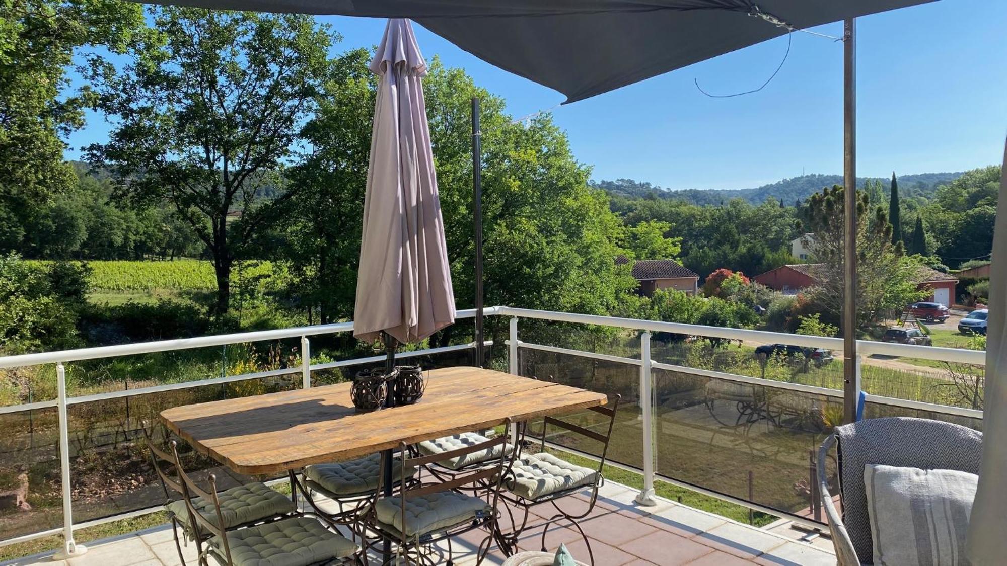 Bed and Breakfast L'Eveil En Provence Entrecasteaux Екстер'єр фото
